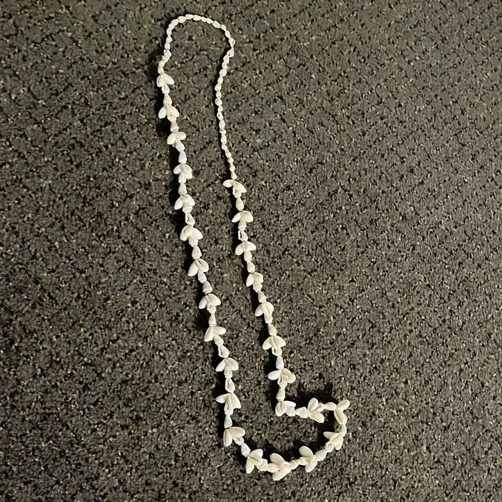 She’ll necklace